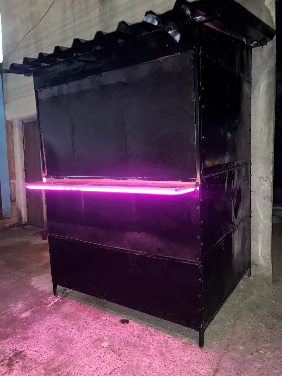 VENDO TRAILER PARA COMERCIO. 6 MIL A VISTA 