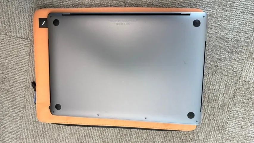 Macbook Pro (15 Polegadas, I7, 512Gb SSD) Cinza espacial - Foto 5