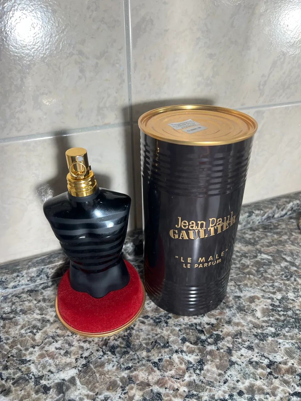 Lê malê Lê Perfum original, praticamente cheio!