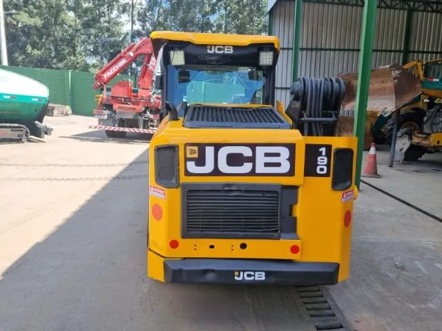 Mini Carregadeira JCB Compacto 190 - 2019 - Foto 4