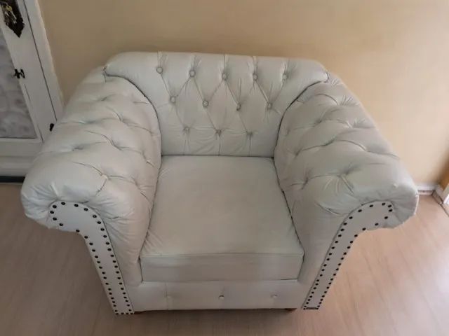 Conjunto de Sofás Clássicos Estilo Chester - 2 Lugares + 2 Poltronas - Foto 5
