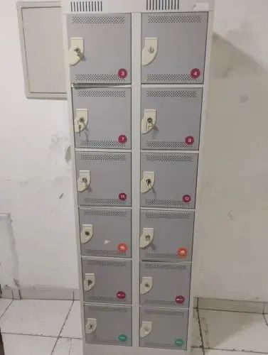 Armarinho de Aço com 12 portas e Chaves - Foto 5