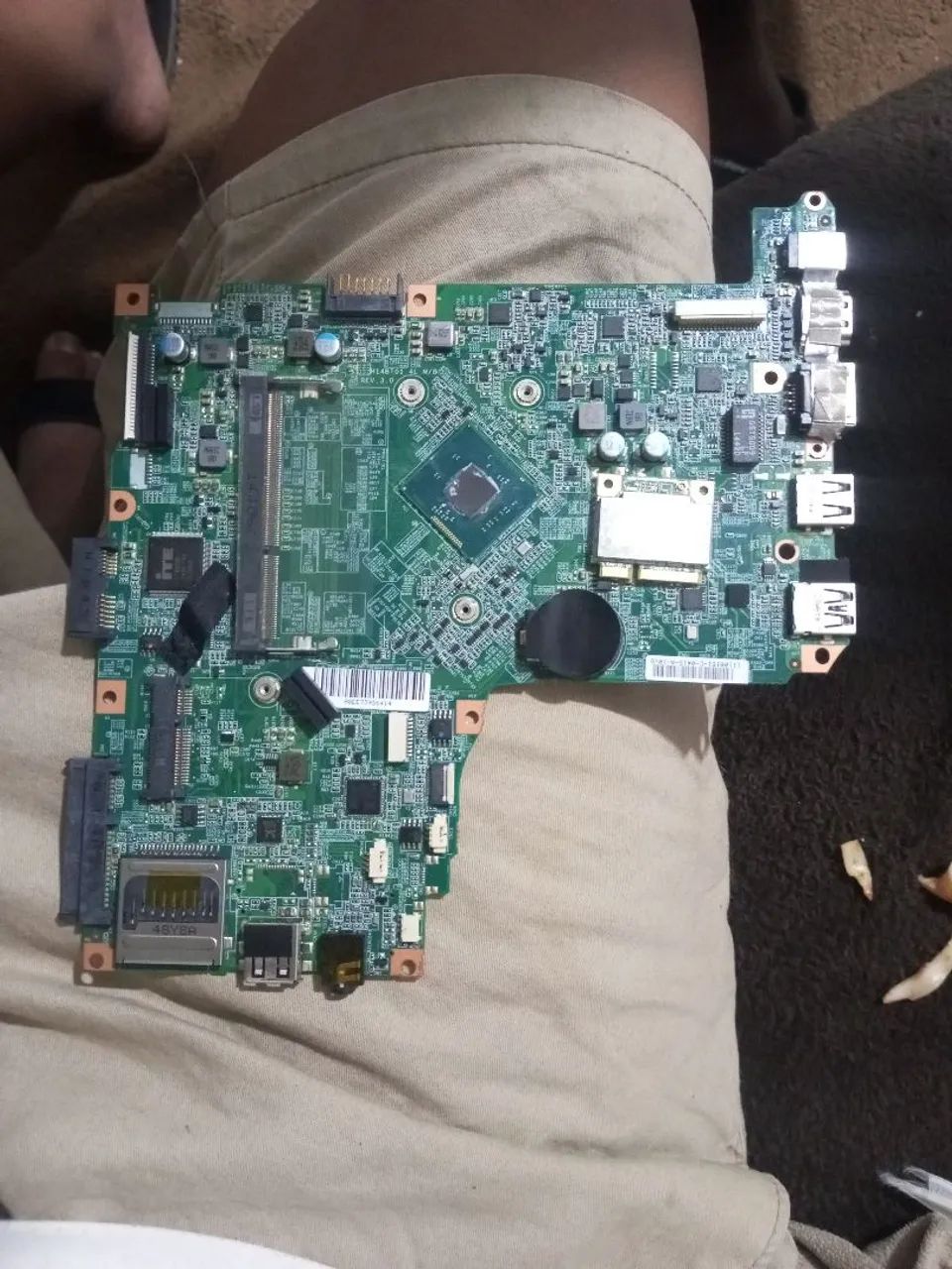 Placa mãe e placa de vídeo positivo 