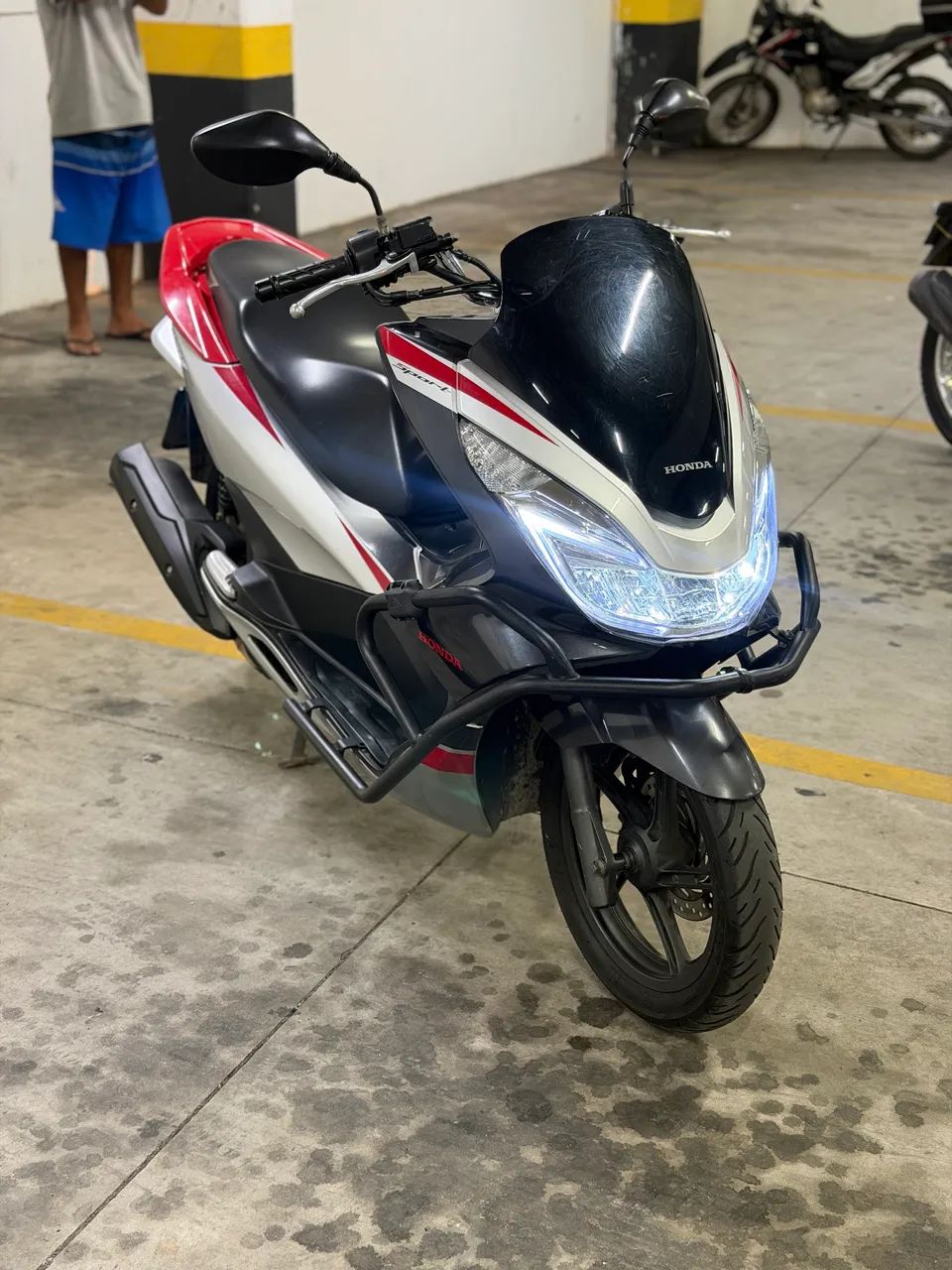 VENDO PCX SPORT 2018 - Foto 2