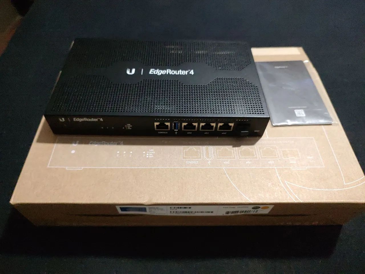 ROTEADOR EDGE ROUTER 4