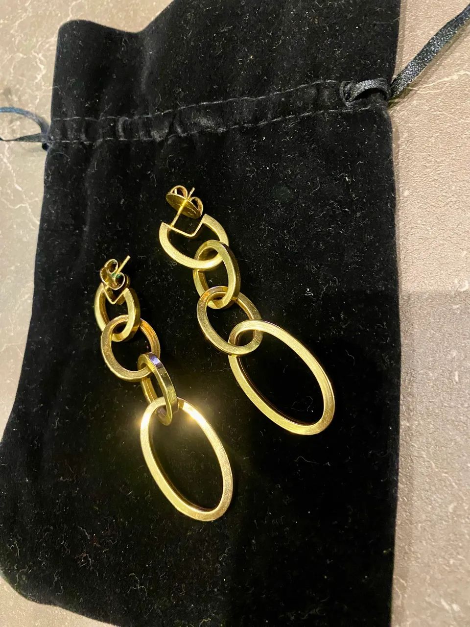 Brinco de ouro 18, 10g, Benigna Venâncio