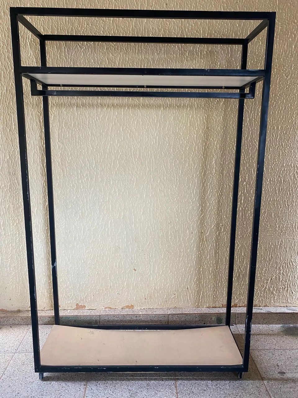 Arara para roupas - Foto 2