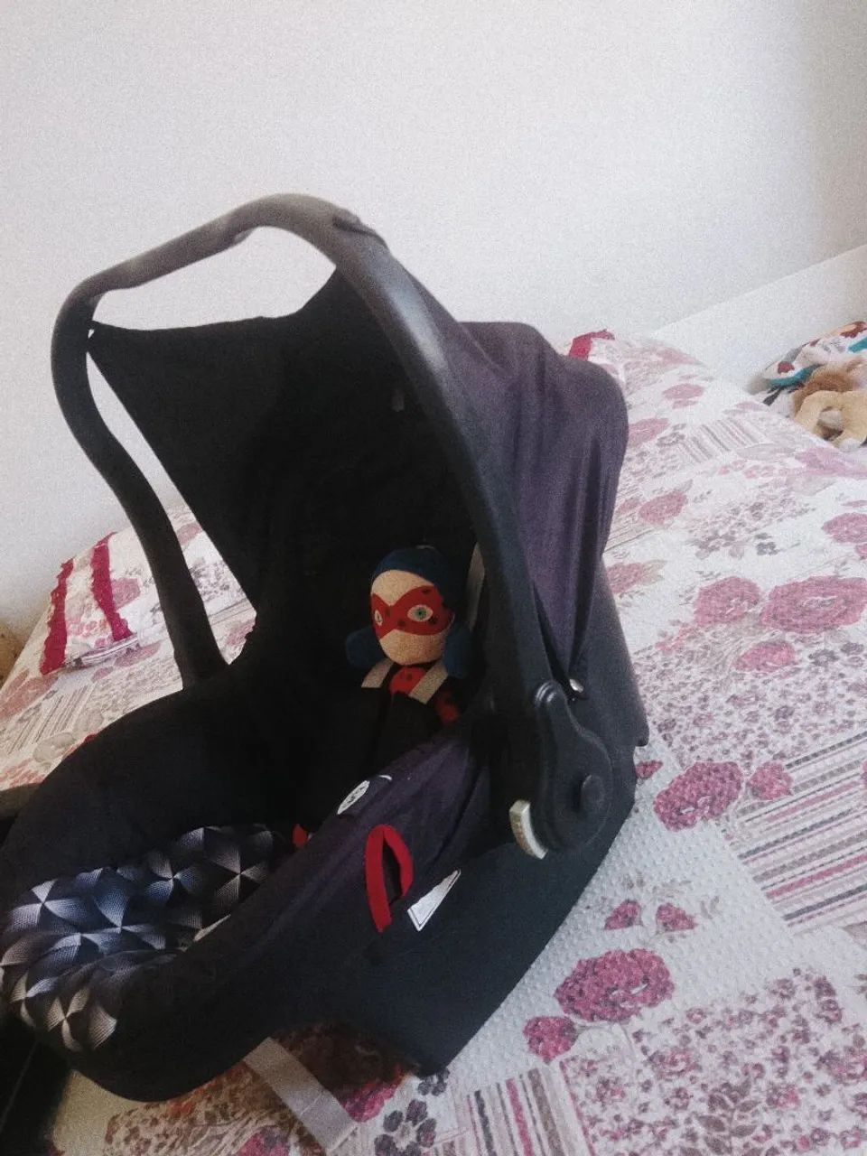 Kit, bebê conforto completo e almofada de amamentação  - Foto 2