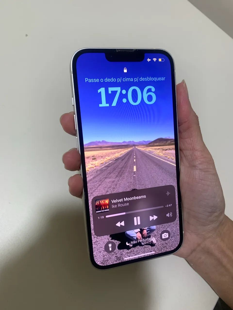iPhone 13 128gb branco com caixa  - Foto 2