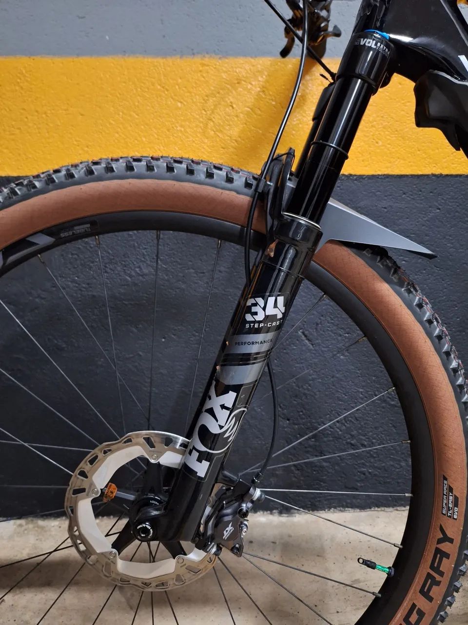 Sense Invictus Evo L 25/26 Estado de Nova - Foto 4