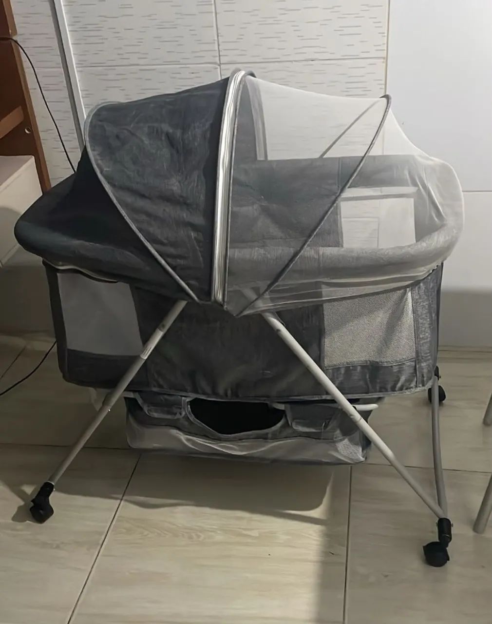 Vendo berço portátil  - Foto 2
