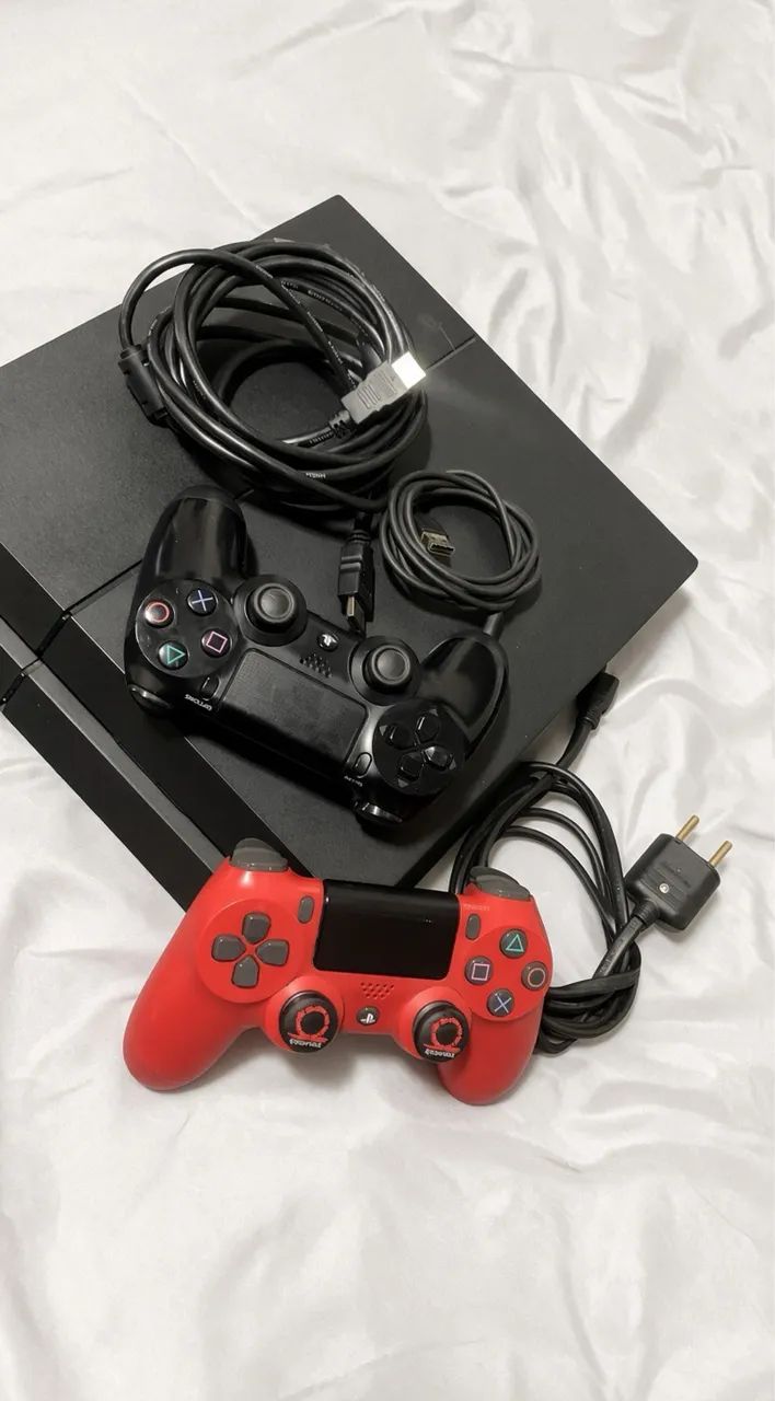 PS4 FLAT + RED DEAD REDEMPTION