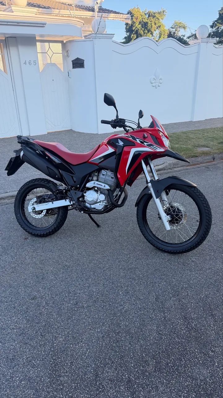 XRE 300 