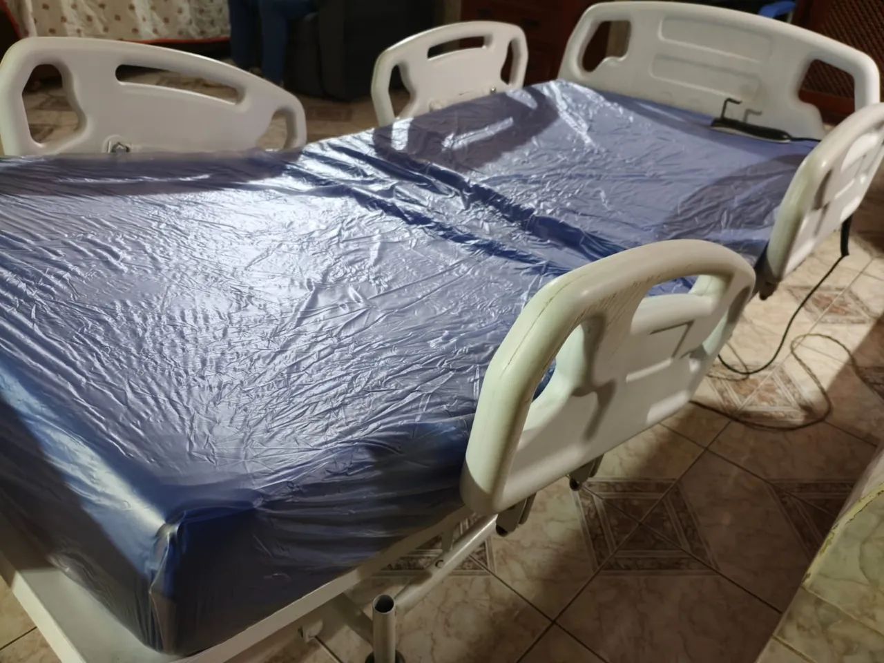 CAMA HOSPITALAR AUTOMÁTICA (SEMI NOVA) - Foto 4