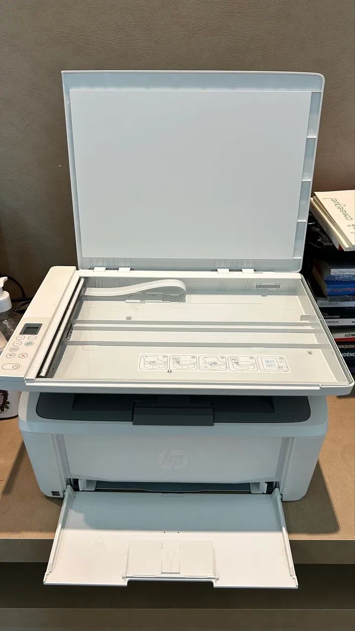 impressora multifuncional HP Laser Jet M140we - Foto 2