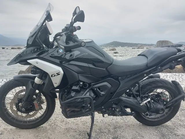 GS 1300 Triple black com acessórios (nova) - Foto 2
