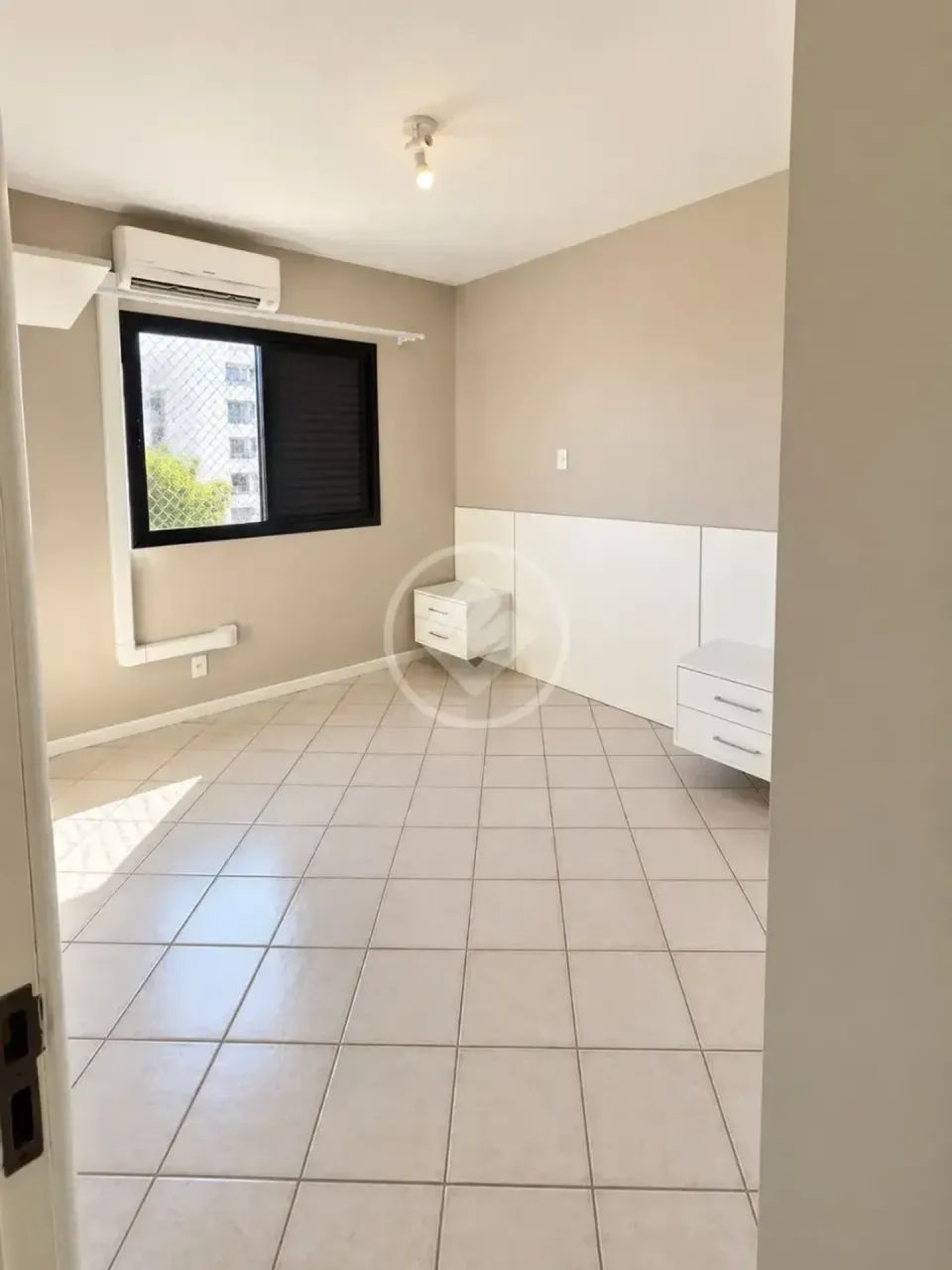 Imóvel para venda tem 66 metros quadrados com 2 quartos em Centro - Florianópolis - SC - Foto 4