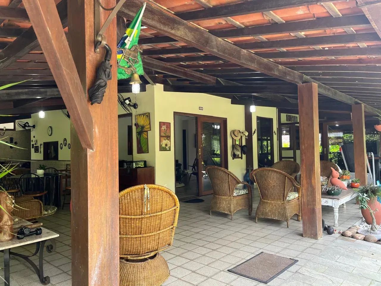 casa nascente em condomínio com super lote de 1640m2, área de lazer!