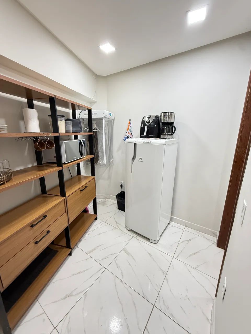 Apartamento climatizado com 1 quarto com suite, tv, wifi e jogo de cama completo. - Foto 4