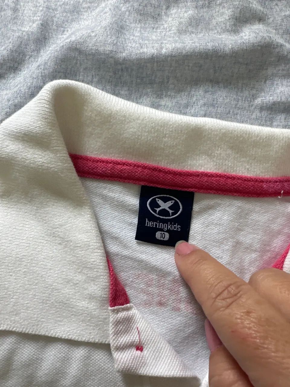 Camiseta Hering TAM 10 branca  - Foto 4