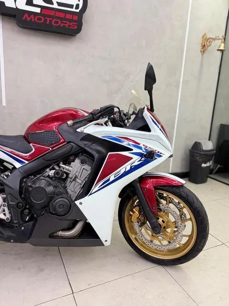 HONDA CBR 650F 2017 - Foto 4
