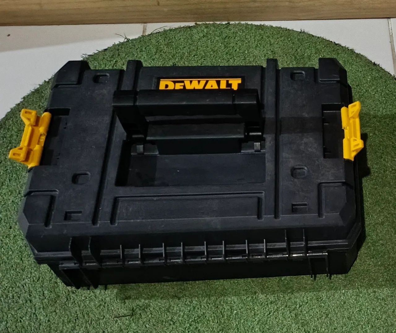 Caixa de ferramenta Dewalt tstak427578408211599363