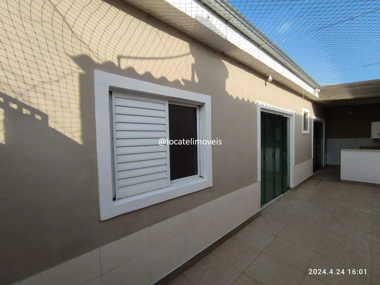 Casa de 01 (um) quarto no Bairro Milionários