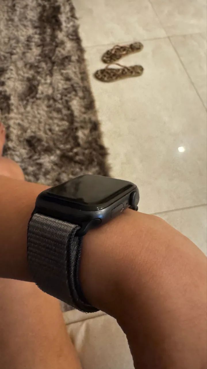Apple Watch Series 5 GPS de 44 mm - Foto 4