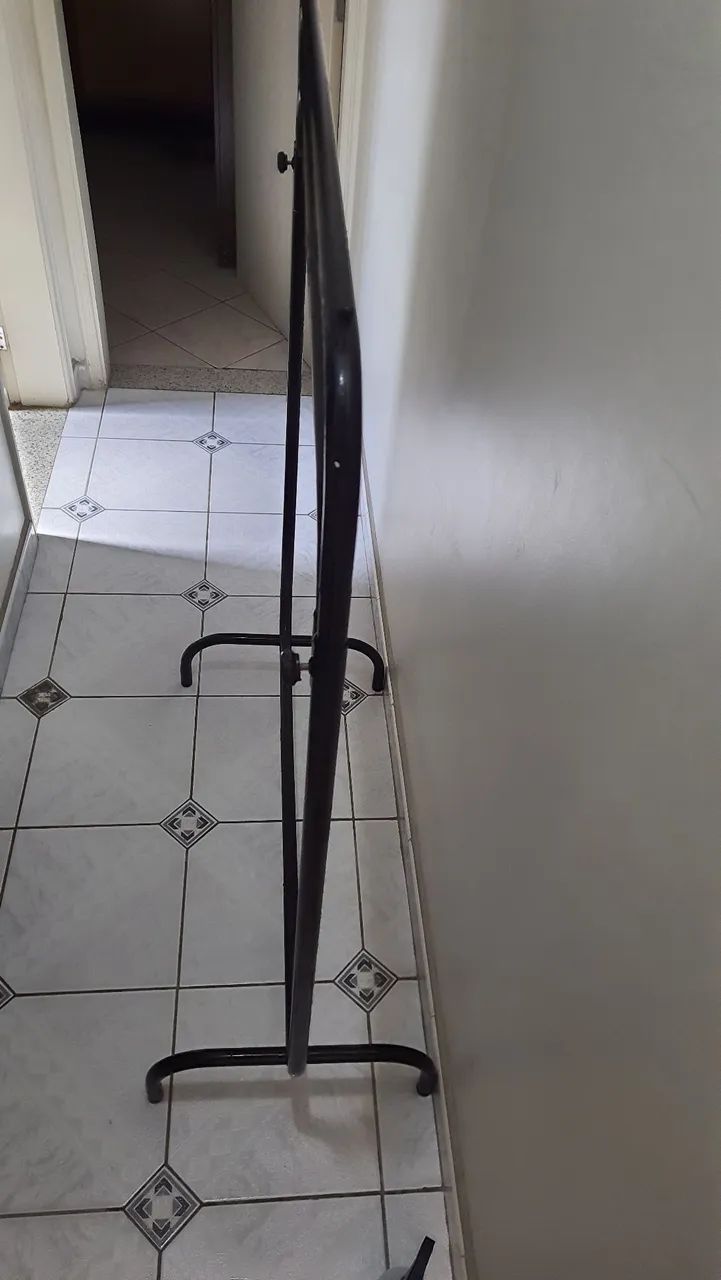 Cabideiro arara usado - Foto 2