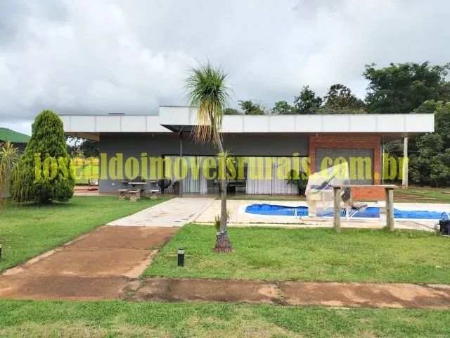 Sítio 2,0 hectares, casa, piscina, entre Uberlândia e Monte Alegre.