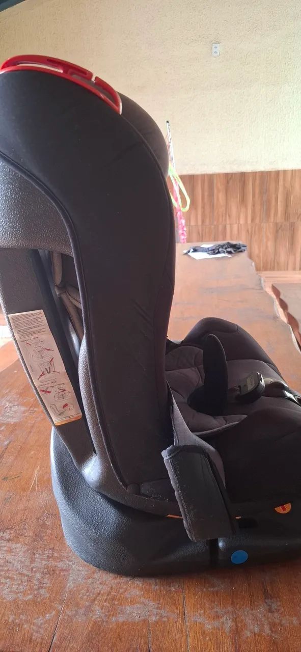 Cadeirinha semi nova R$ 200,00 - Foto 2