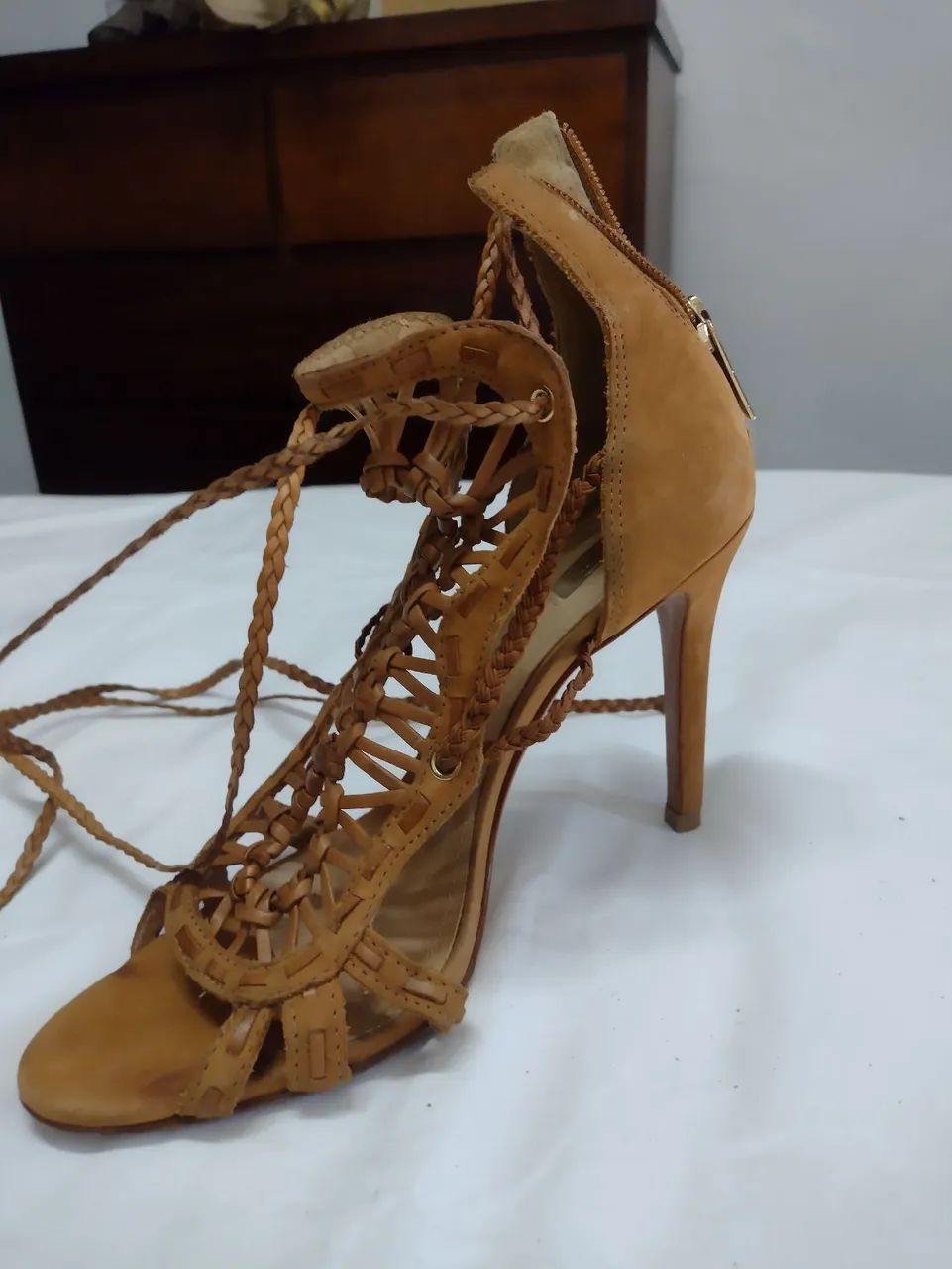 Sandália com amarração shutz  - Foto 2