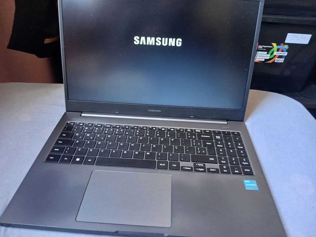 Notebook Samsung 55XDA-KP7 (Intel Celeron)