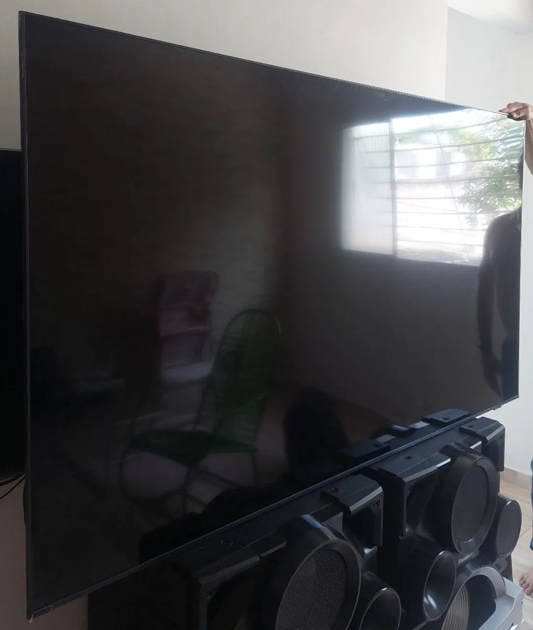 TV SAMSUNG 75 polegadas DANIFICADA/QUEBRADA  UN75DU8000G  - Foto 2