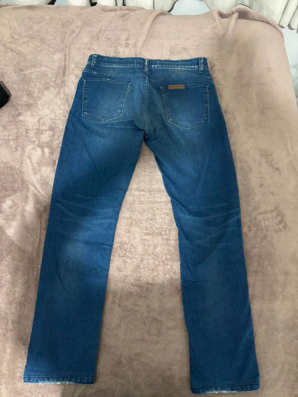Calça jeans Lacoste slim fit- Azul escuro  - Foto 3