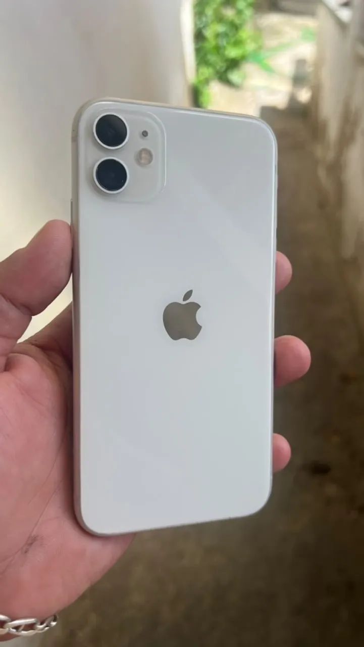 IPHONE 11 MUITO NOVO 