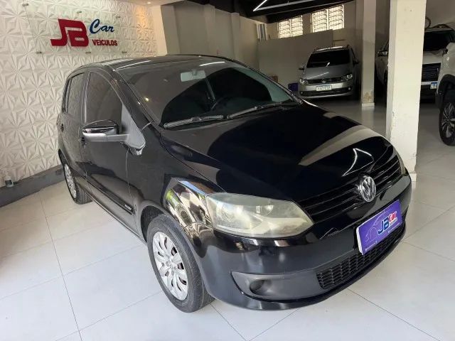 Volkswagen Fox Fox 1.0 Mi Total Flex 8V 5p 2014