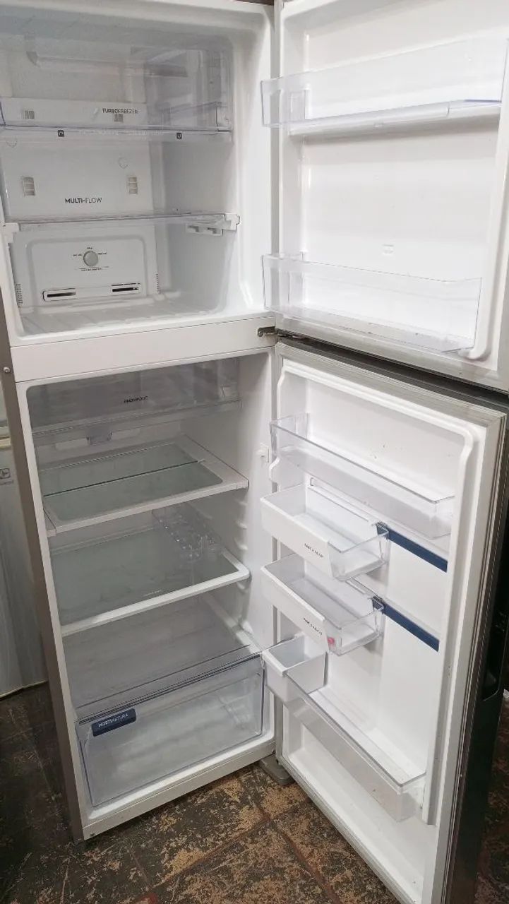 Geladeira inox Electrolux  - Foto 4