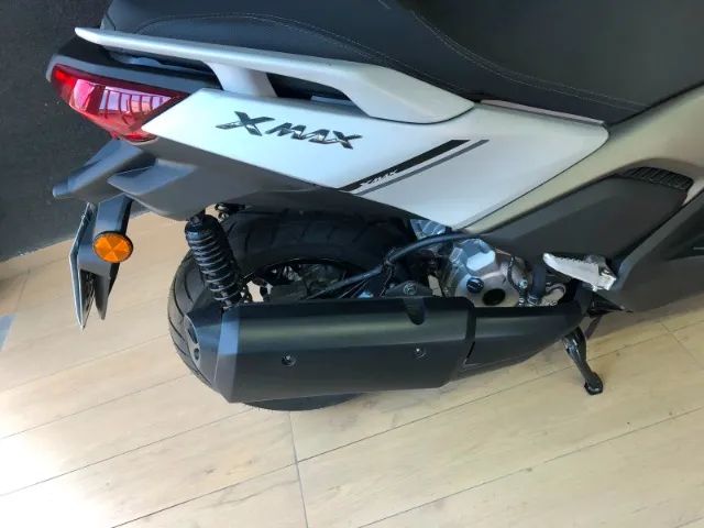 YAMAHA XMAX 250 CONNECTED 2025! - Foto 4