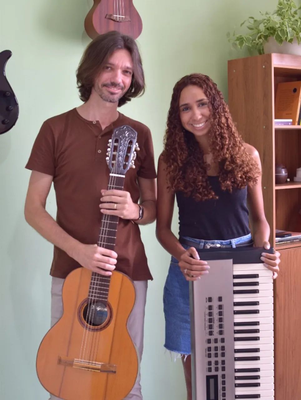 Aulas de Violão e Guitarra no Centro de Niterói - Foto 5