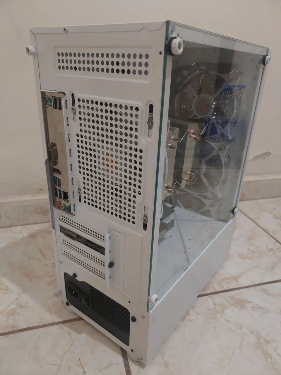 Vendo PC - Com problema - Foto 3