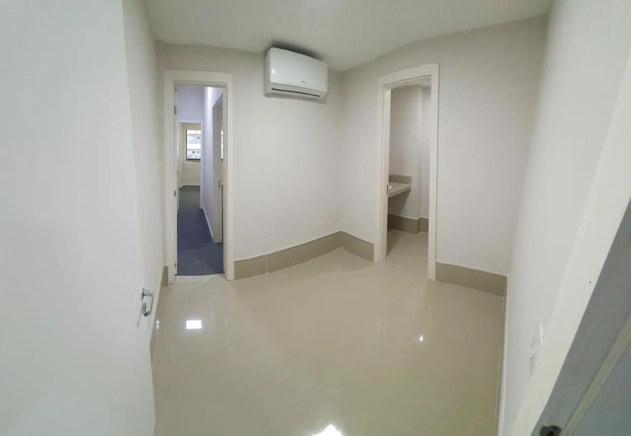 OPORTUNIDADE ÚNICA - SALA COMERCIAL PARA LOCAÇÃO NA ENSEADA DO SUÁ - Foto 4