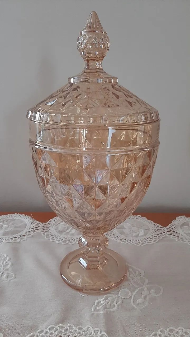 Compoteira em demi cristal cor âmbar
