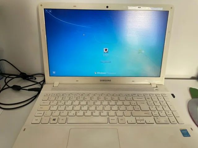 Notebook Samsung CORE i5 - Branco - Foto 3
