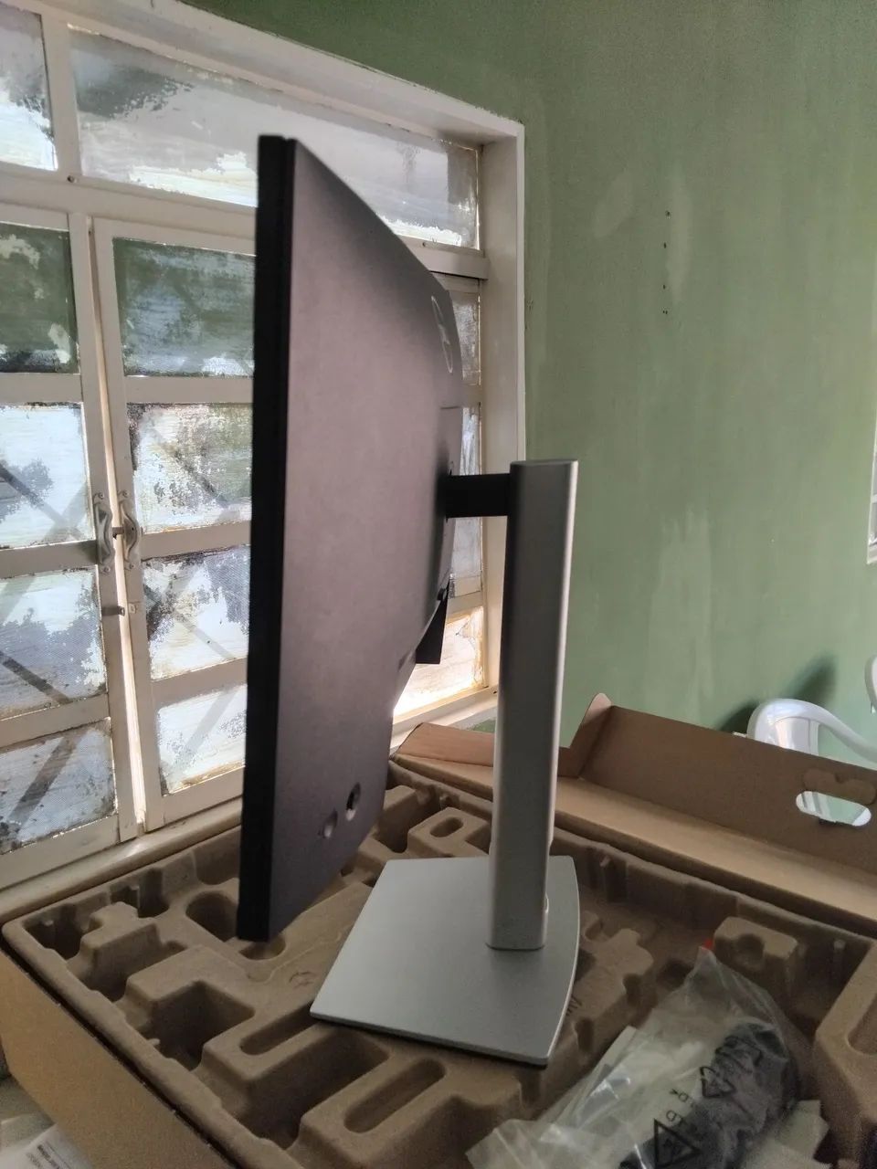 Monitor Dell P Séries Full HD 23,8 Pol Preto Prateado - Foto 4