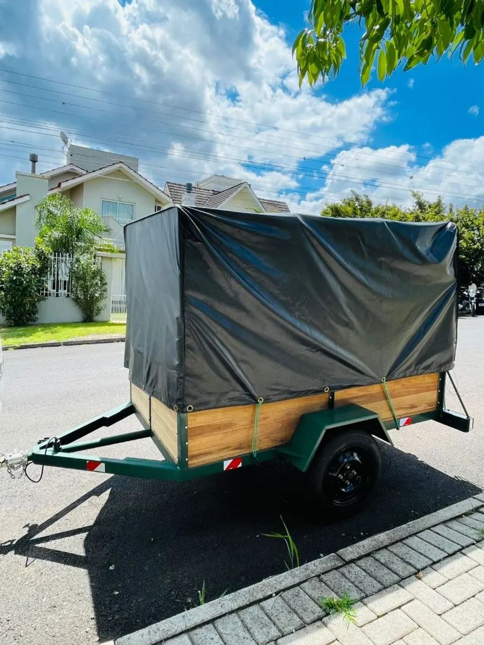 Carretinha aberta com arcos e lona - Foto 2
