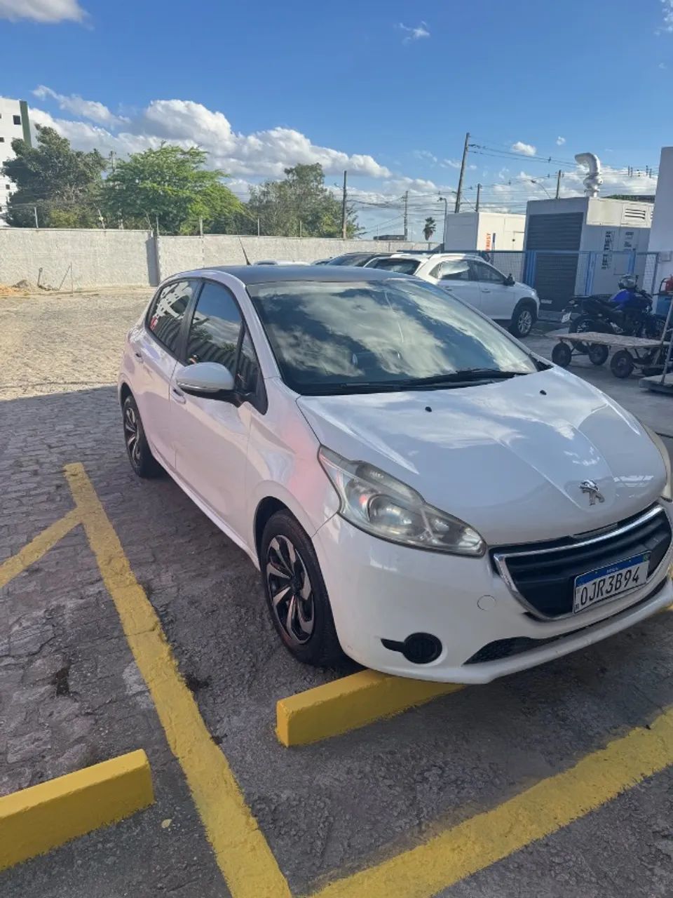 Peugeot 208 Active/active Pack 1.5 Flex 8V 5P 2014
