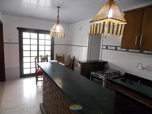 Boa casa 3dormítorios, 3banheiros c/ piscina - Foto 12