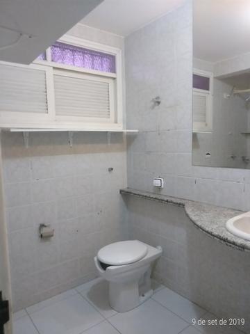 Vendo bela casa localizada em Ponta Negra - Foto 4