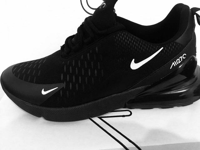 tenis preto masculino nike